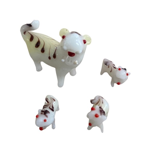 Vintage Unique Handmade Glass Tiger With Cubs in Handpainted Trinket Box - Picture 2 of 8